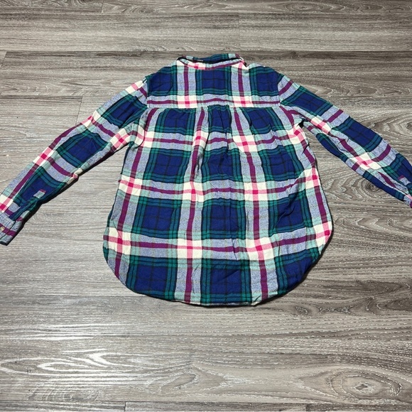 American Eagle Outfitters Blue and Pink Button Down Shirt - Picture 5 of 7